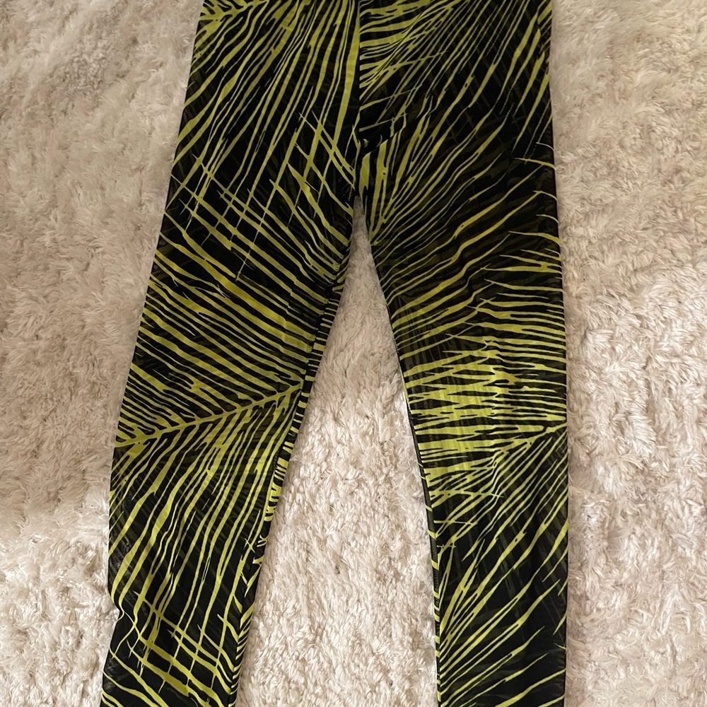 Legggings - Picture 2 of 3